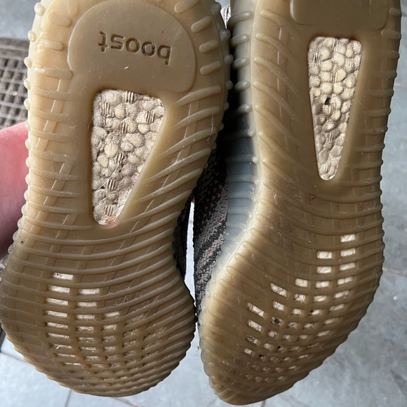 Yeezy 350 boost grey size 9.5 8/10 condition - Picture 6 of 6